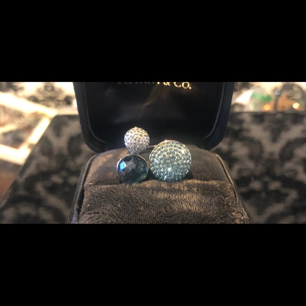 Swarovski 3 stone ring